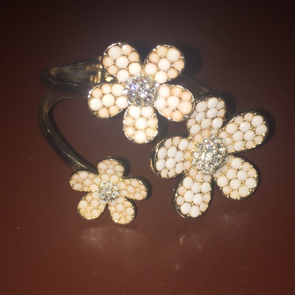 Beautiful bracelet. - Picture 4 of 5